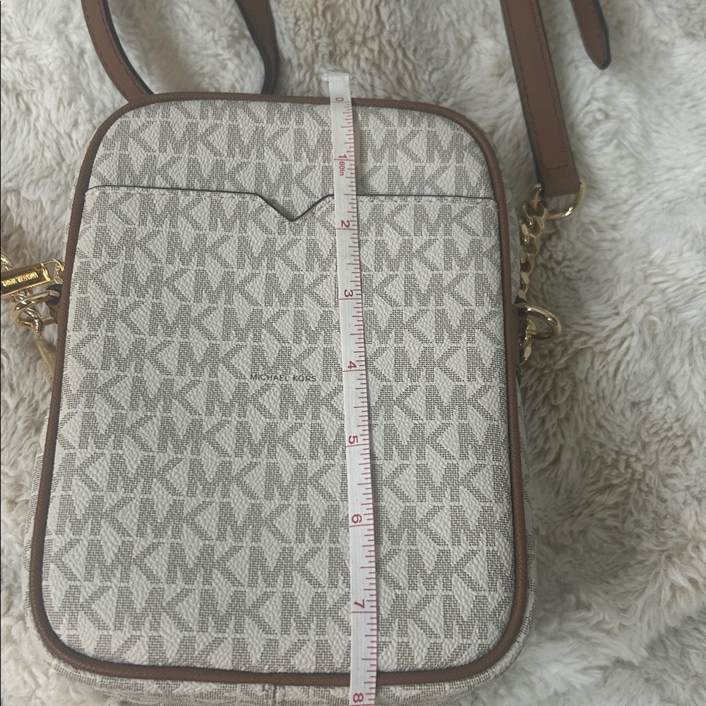 New Michael Kors Cream and Brown Crossbody Bag - Picture 11 of 12